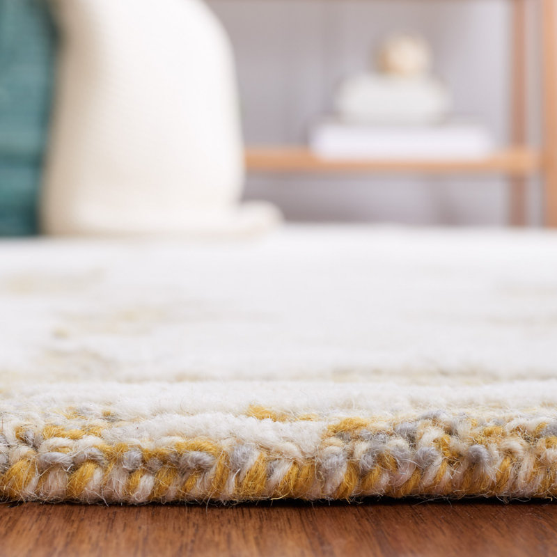 Hand-Tufted Gold and Ivory Wool 8' x 10' Area Rug