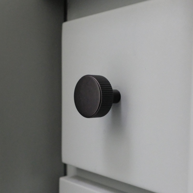 Ribbed Circle Knob, Matte Black