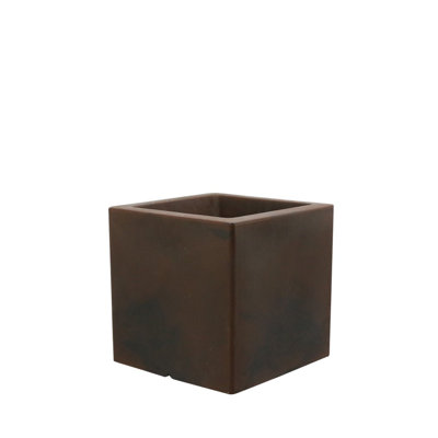 Wandie Green Polyethylene Pot Planter