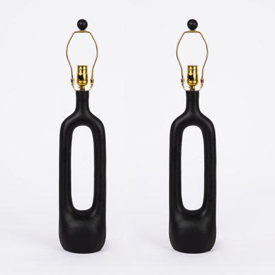 Ensemble de 2 lampes de table abstraites en métal noir mat en forme de O