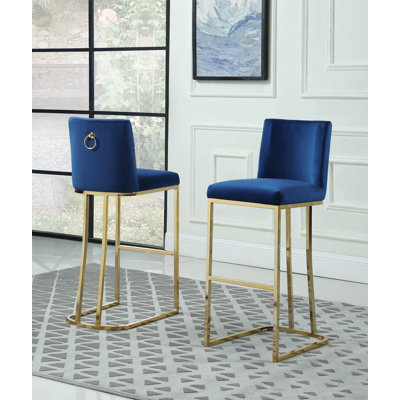 Aurrin Velvet Upholstered Bar & Counter Stool