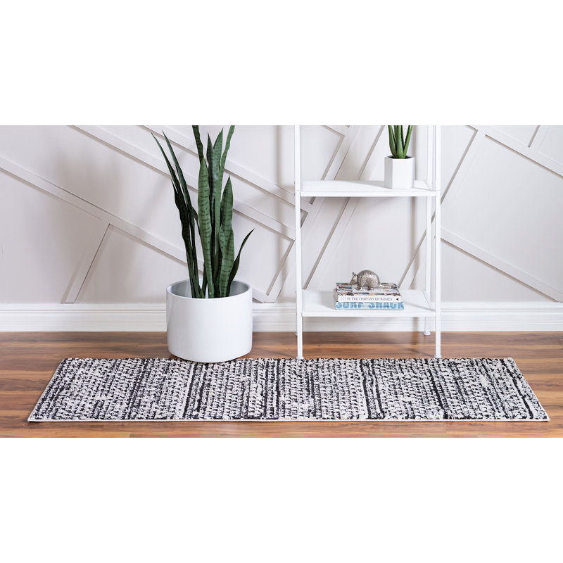 Victorville Abstract Indoor Rug, Runner 2'7" x 10'
