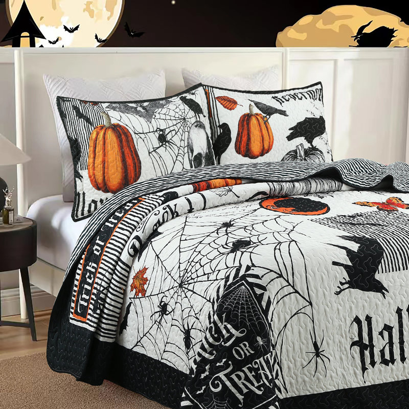 Halloween Themed Black and Orange Polyester Quilt Set