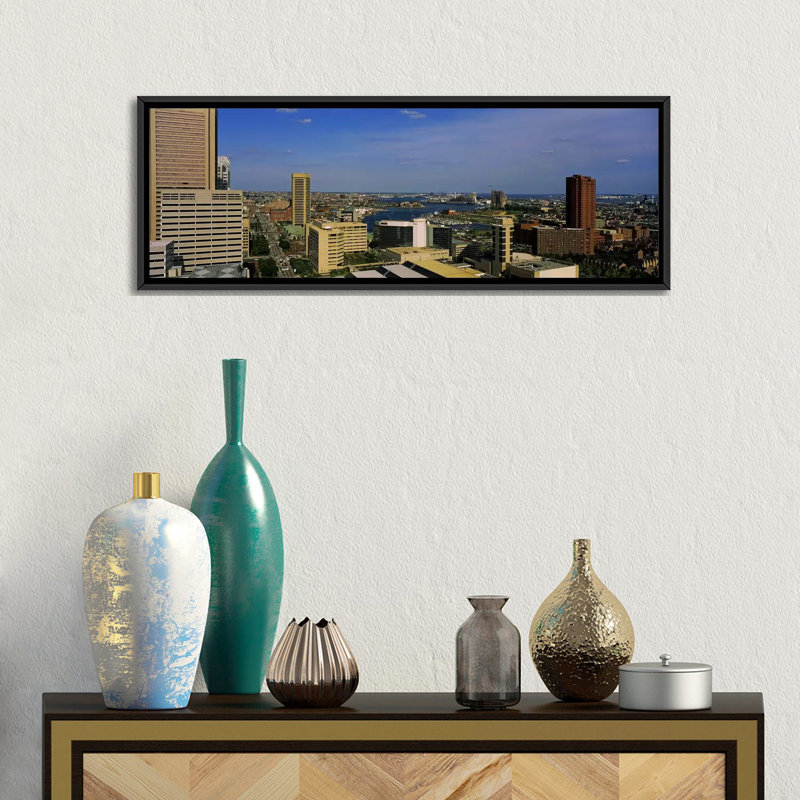 «Panoramic Skyscrapers in a City, Baltimore, Maryland, USA» par Panoramic Images - Reproduction de giclée sur toile tendue avec châssis