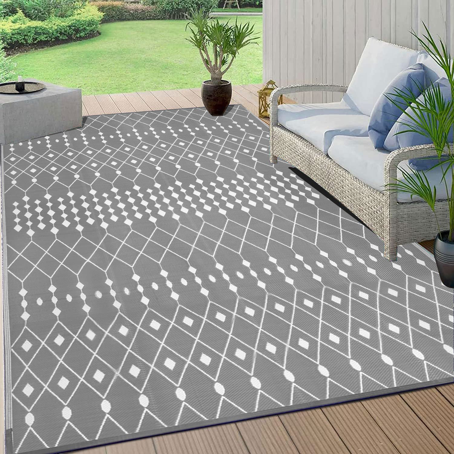 Foundry Select Sumiye Outdoor Rug for Patio Clearance, Waterproof