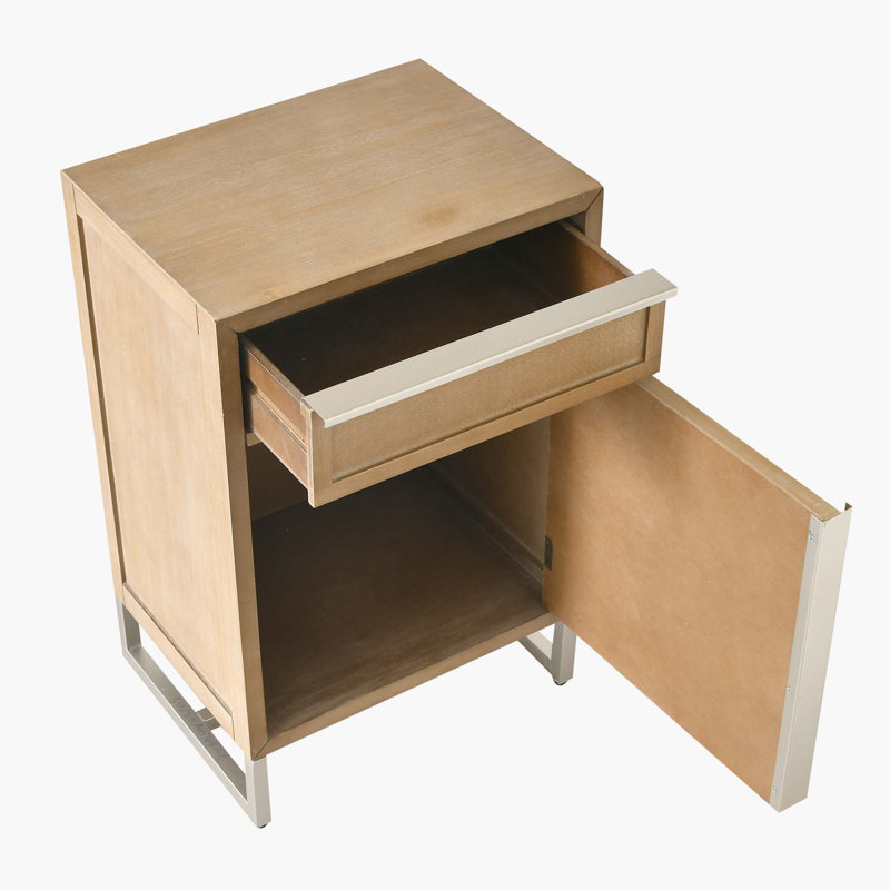 Zo Accent Cabinet