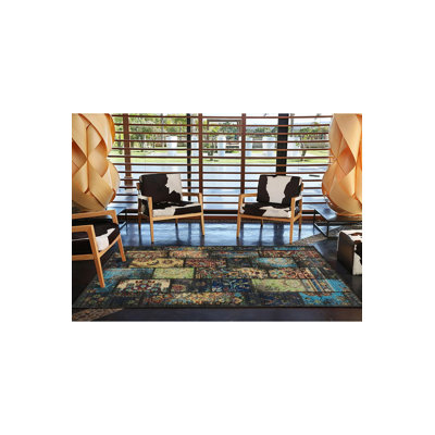Tapis noir lavable à rayures