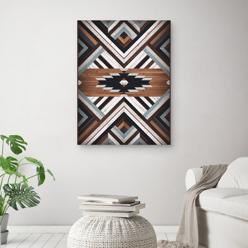 " Tribal Wood Pattern "