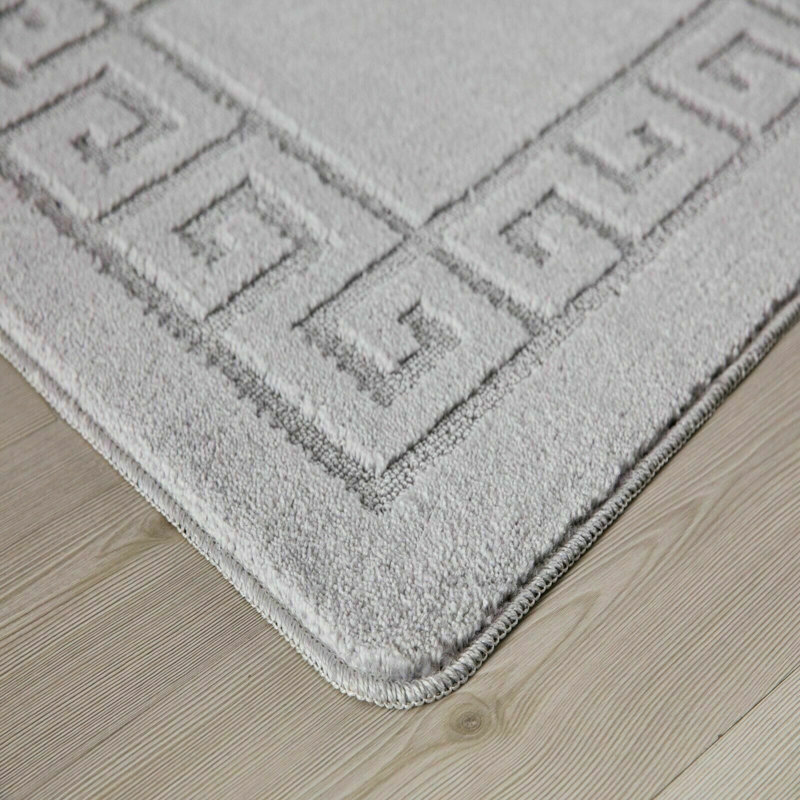 Versus Solid Colour Area Rug, Rectangle 60 x 110cm
