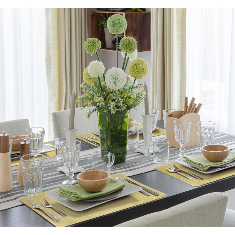 Everly Quinn 17.5" Vinyl Placemat, Gold