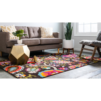 Eddins Washable Paisley Indoor Rug