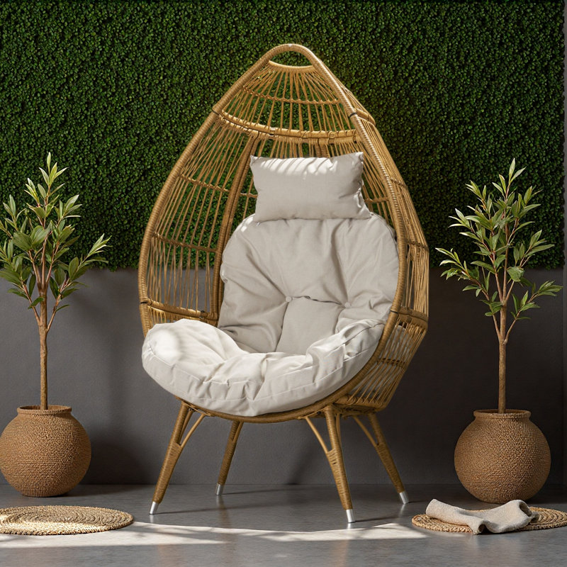 CHAISE EN ACIER
