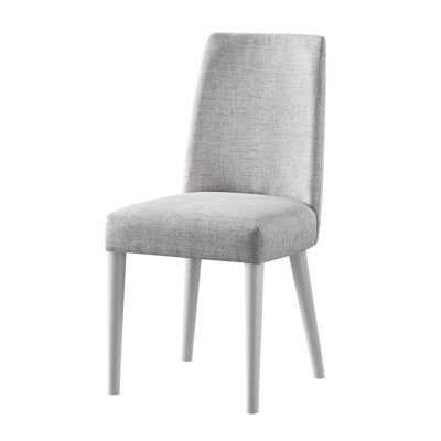 Chaise Taylor