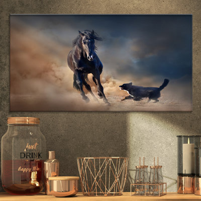 «Black Stallion Horse with Dog», reproduction de photo sur toile tendue