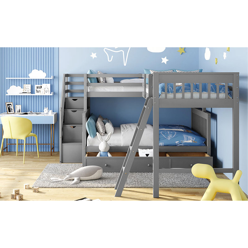 Lit superposé simple au-dessus d'un lit double gris avec 3 tiroirs. Cadre en bois massif. Options de rangement supplémentaires. Garde-corps. 118,3 L x 96,8 l 61,2 H. Assemblage requis tiroirs et escalier. Structure. Espace. Garde-corps pour.