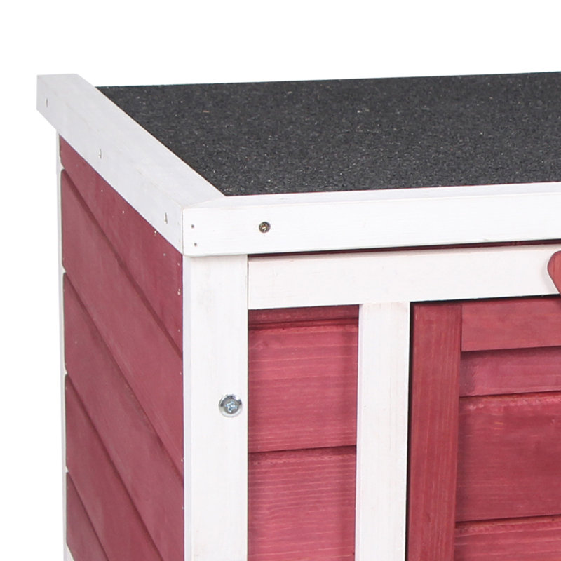 Petit clapier en bois, Rouge