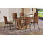 Ensemble de 1 table et 6 chaises. Plateau de salle à manger rectangulaire en verre trempé transparent de 63 po x 35,4 x 30 po avec support en bois aggloméré en bois aggloméré de couleur oc. Assorti de 6 chaises de salle à manger en tissu brun. W1151S02015