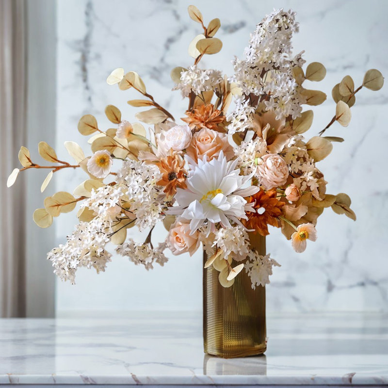 Ornement en forme de bouquet simulé