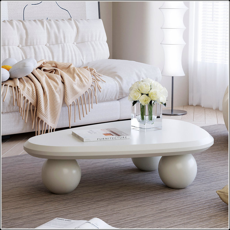Table basse Cloud avec 3 pieds sphériques, table d'appoint moderne en bois pour les petits espaces et les salons