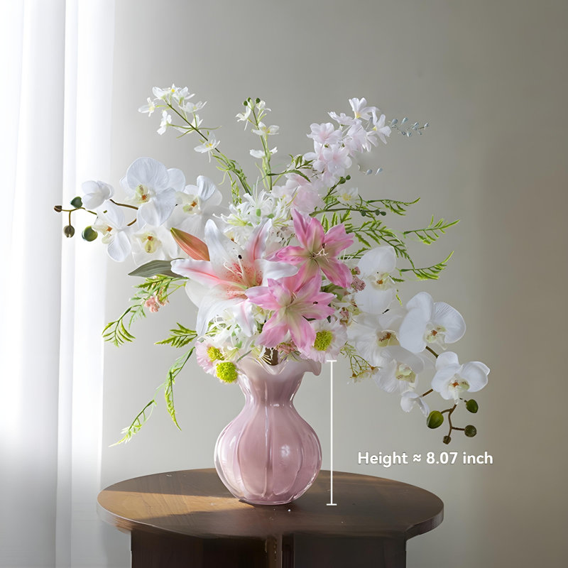 Ornements de fleurs simulées