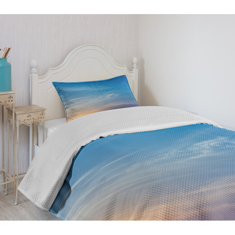 Blue and White Polyester Twin Bedspread Set