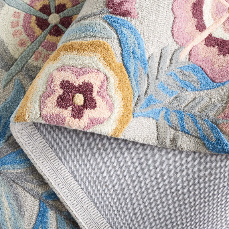 Orilla Tufted Wool/Cotton Floral Rug in Gray/Pink, Rectangle 5' x 8'