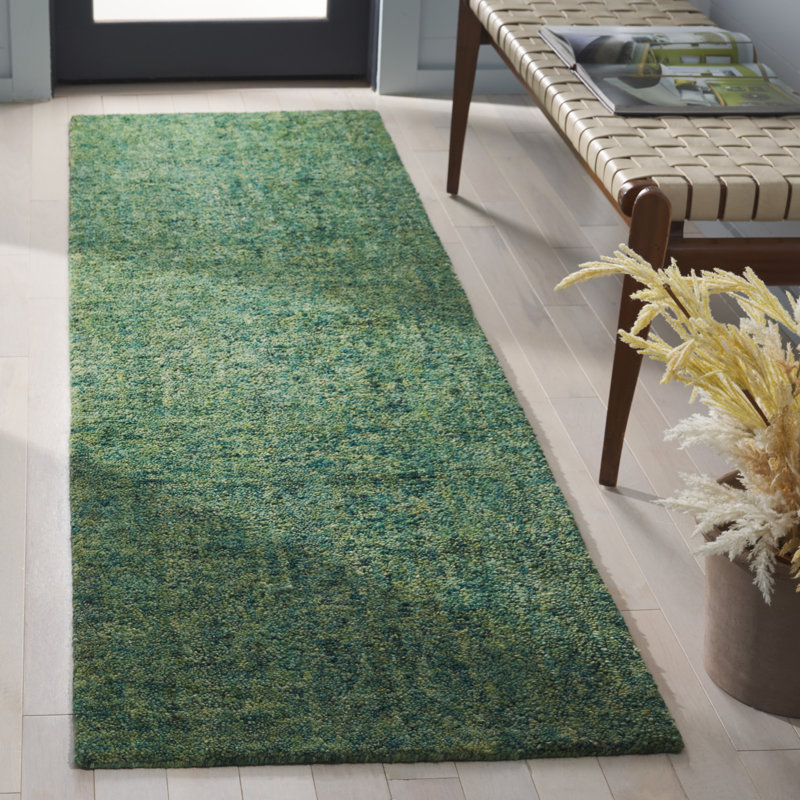 Gabbeh Hand Tufted 20% Cotton/80% Imported Handspun Wool No Pattern Area Rug in Green, Rectangle 4' x 6'