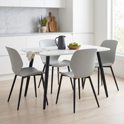 Surgoinsville Dining Set