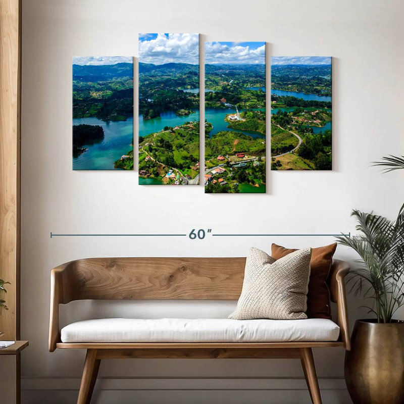 Marchelle Medellin, vue aérienne, H 32 po x l 52 po