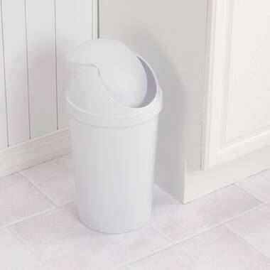 Hefty 13.5-Gallons White Plastic Kitchen Trash Can with Lid Indoor