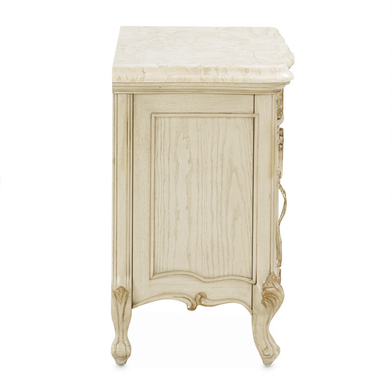Platine De Royale 34.25'' W Nightstand