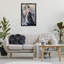 Cadre flottant femme élégante contre une balustrade, design par Lucille Lee-403787501-403787499