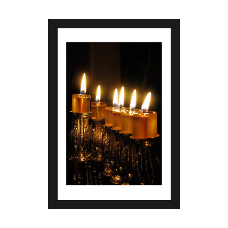 Menora hébraïques, reproduction de photo sur toile, H 32 po x l 24 po x P 1 po, Papier d'art encadré noir, Blanc