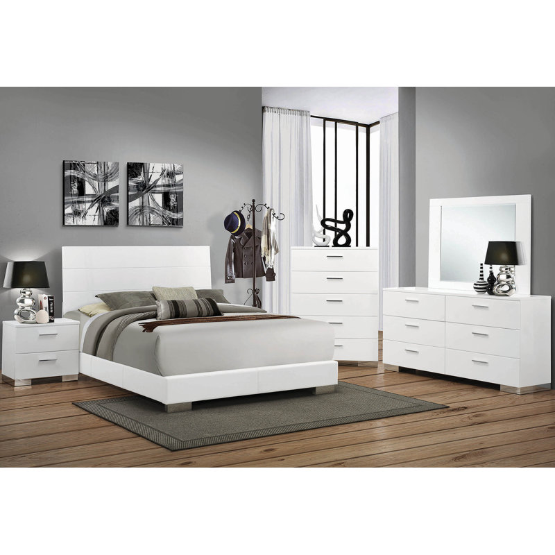 Vyara Upholstered Panel Bed in Glossy White, King