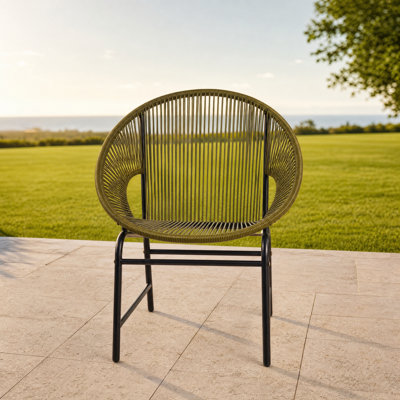 Ensemble de 2 chaises d'extérieur en osier de patio avec structure de soutien robuste et matériau tissé résistant aux intempéries de qualité supérieure, parfait pour le jardin, la terrasse, la cour, les sièges près de la piscine, la conception ergonomique et la fabrication à tissage ouvert respirant