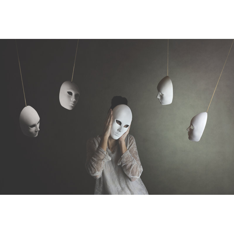 «Enissa The Mask» par Fcscafeine, H 12 po x l 18 po x P 1,25 po