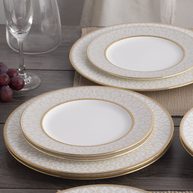 Ensemble de 4 assiettes à dîner 11 "Noritake Noble Pearl