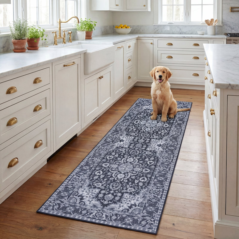 Eileena Performance Machine Washable Oriental Rug, Runner 2'6" x 8'