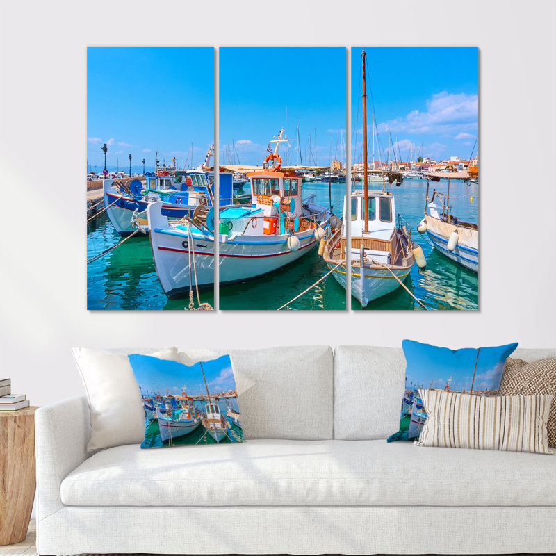 Ensemble de bateaux de pêche au port en Grèce, H 40 po x l 60 po x P 1 po
