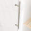 Porte de douche coulissante pour salle de bain, l 56 à 60 po x H 76 po, verre trempé épais de 5/16 po et 8 mm d'épaisseur, nickel brossé, imperméable, mécanisme silencieux pour salle de bain silencieuse