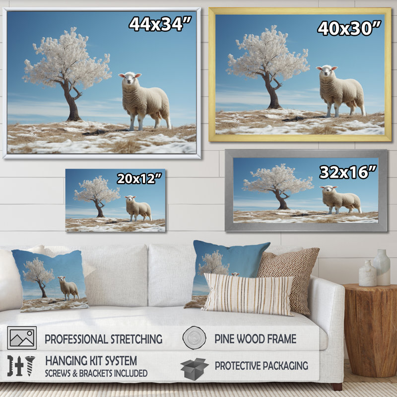 Sheep Minimalist Solitude - impression, H 16 po x l 32 po x P 1 po, Cadre doré à une seule photo