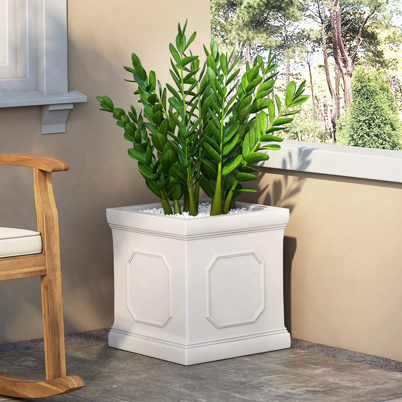 Jardinière MGO polyvalente avec un attrait moderne pour des espaces extérieurs élégants