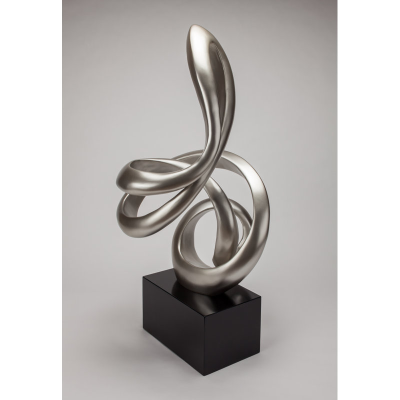 Figurines & Sculptures