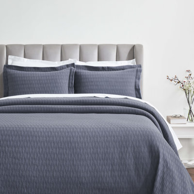 Calvert 100% Cotton Medium Weight Matelassé Diamond Lattice Bedspread Set