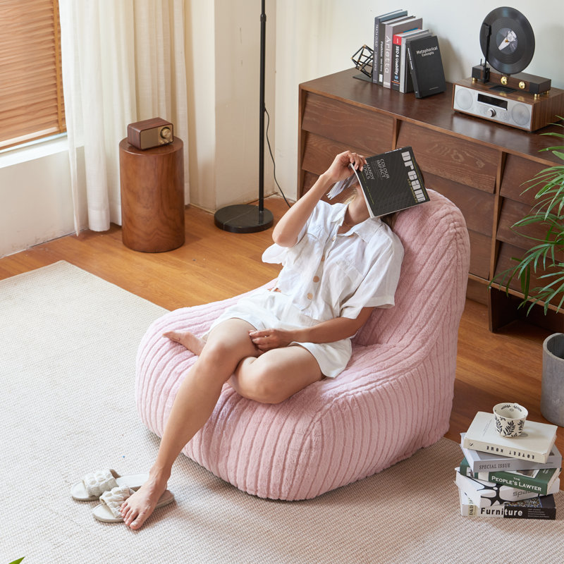 Shell-shaped Bean Bag Chair, Pink Faux Fur