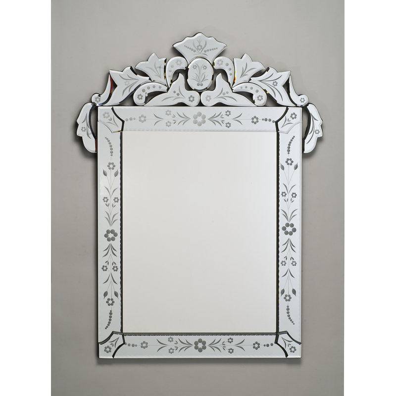 Miroir de forme rectangulaire à cadre traditionnel 26" x 36" et miroir gravé Hindsville