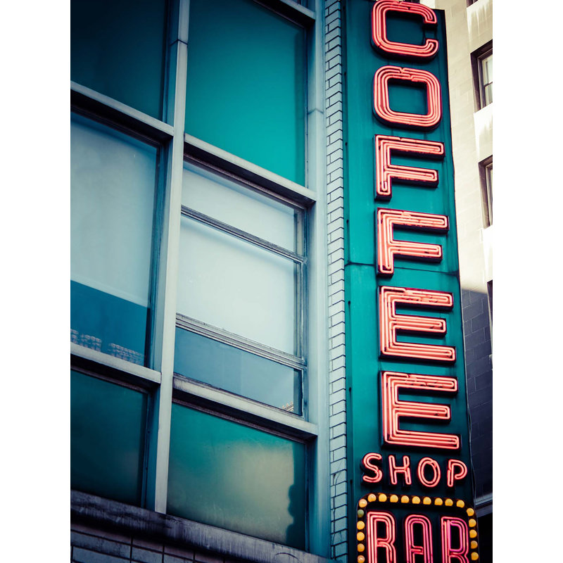 «Coffee Sign» par Jessica Reiss - photographie, H 21,25 po x l 17,25 po, Papier avec cadre noir