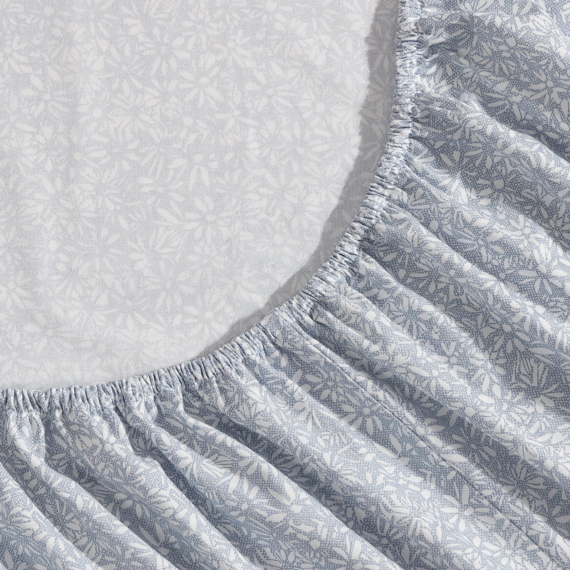 Ensemble de draps en polyester Shasta Lake, Ensemble de draps pour grand lit avec 2 taies d'or, Petite Fleur