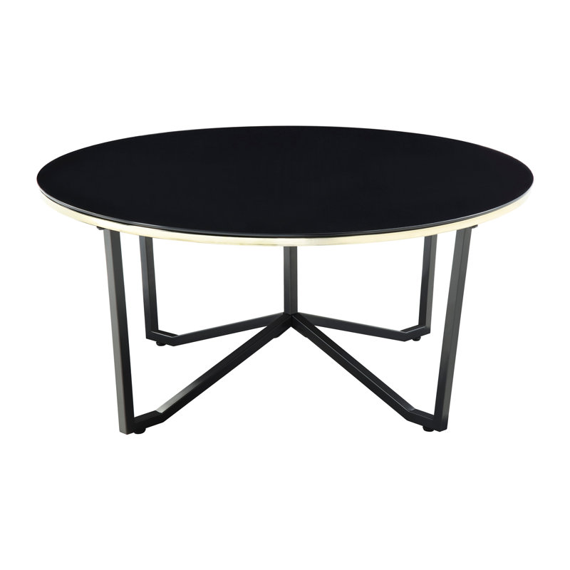 Mobilier de salon seulement la table, pas de chaises.