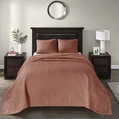 Queen 3 Piece Reversible Bedspread In Clay Red, Oversized With Quilting, Pre - Washed Cotton Filling For A Peaceful Night, Comes And Two Shams, Easy Machine Wash Red Queen, Quilting To Drape